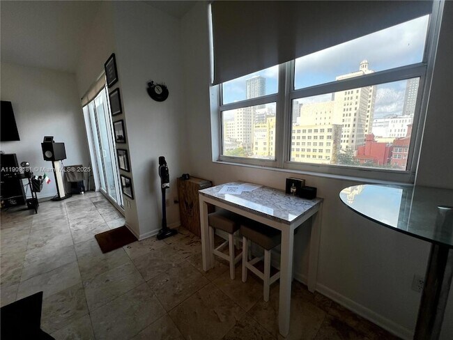 Building Photo - 133 NE 2nd Ave