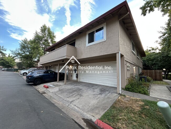 Building Photo - 5814 Shadow Creek Dr
