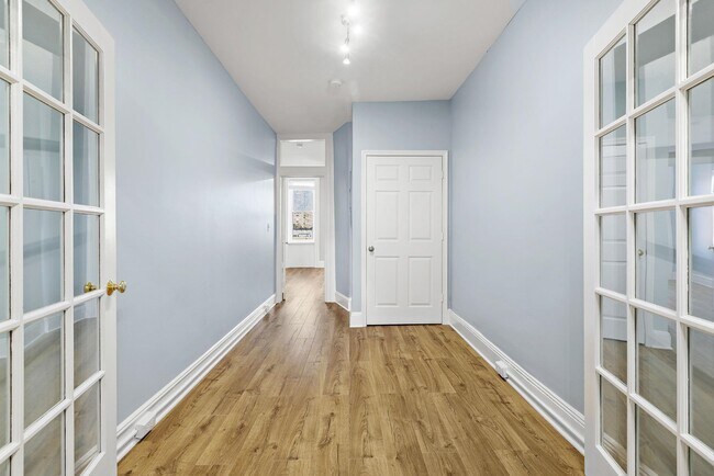 Building Photo - 322 Washington St