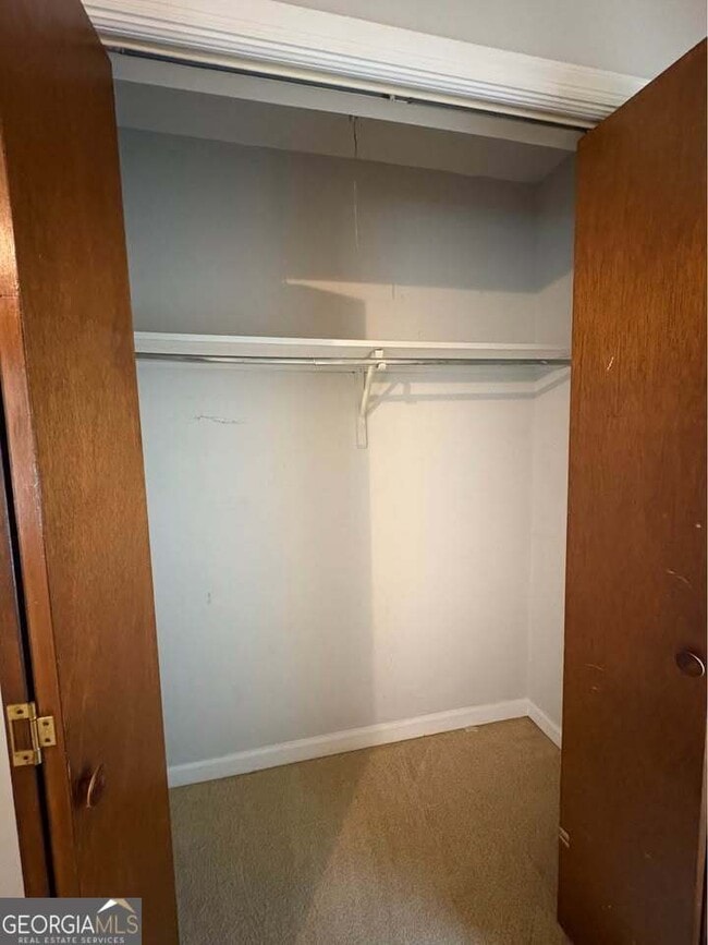 Building Photo - 1905 Karen Cir