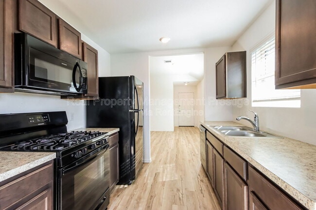 Building Photo - 8707 Wooster Trails Dr