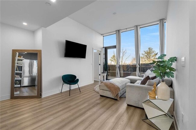 Building Photo - 788 West Marietta St NW