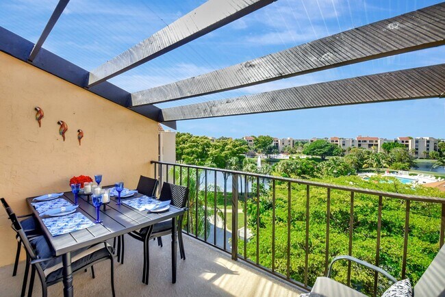 Building Photo - 755 Dotterel Rd