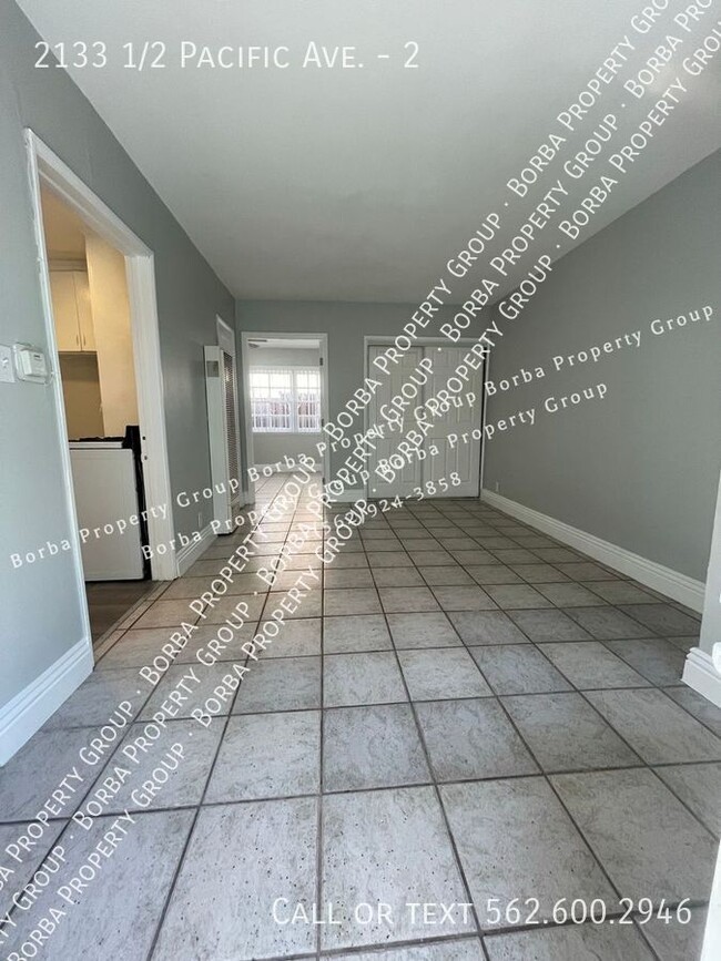 Building Photo - 1ST MONTHS FREE***CHARMING 1 BEDROOM | 1 B...