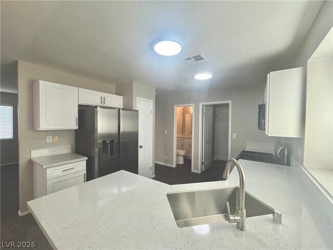 Building Photo - 3701 Cactus Wheel Ct