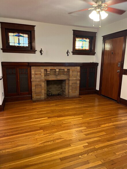 Building Photo - 3953 Fillmore St