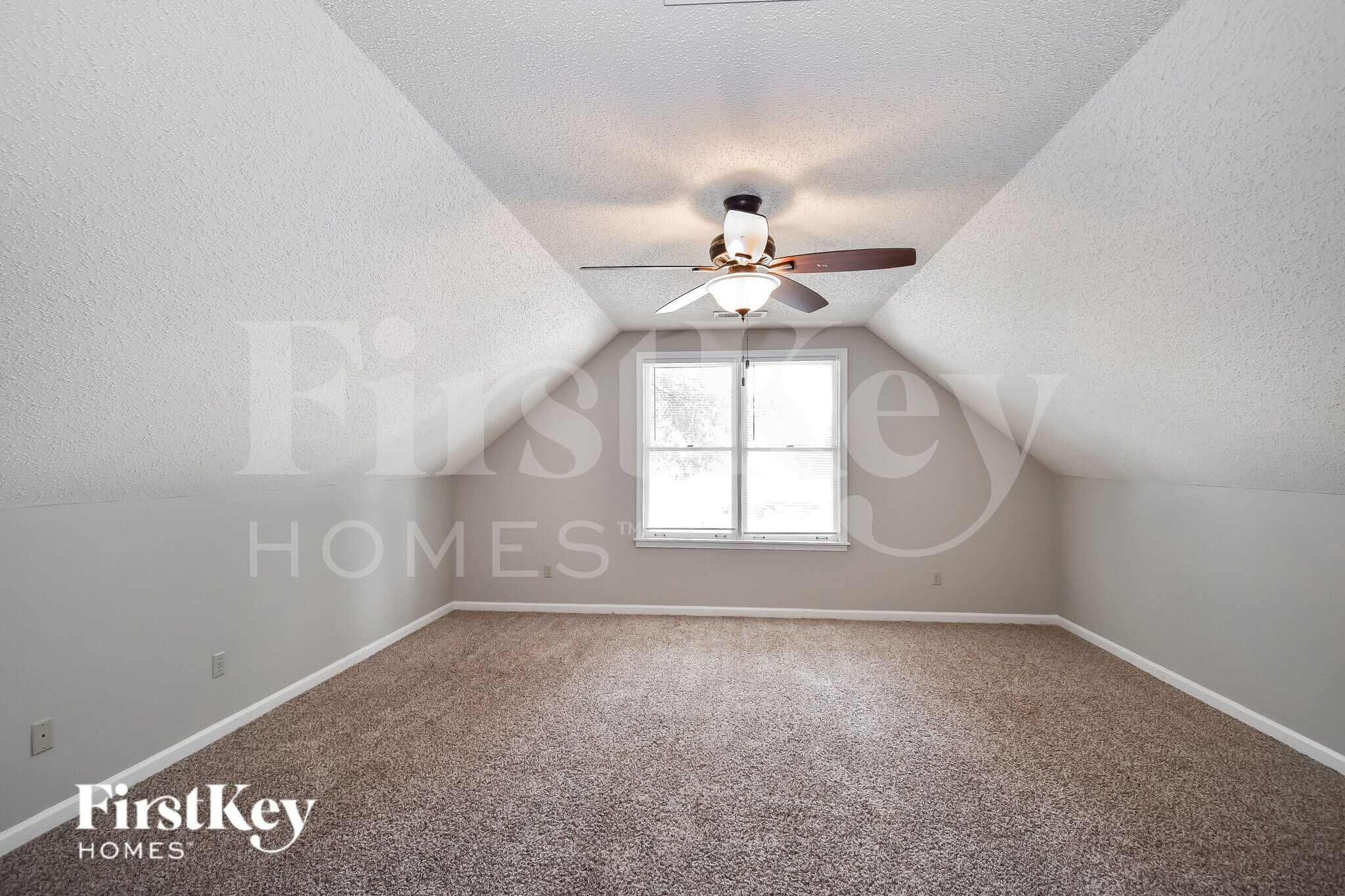 Building Photo - 1465 Fox Trace Dr