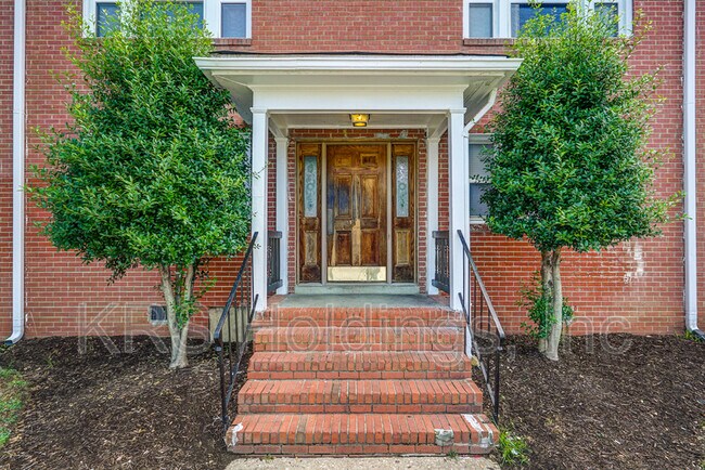 Building Photo - 5435 Remuda Dr