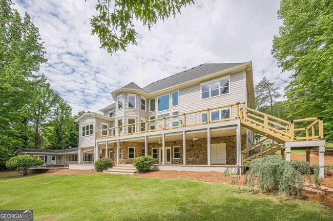 Building Photo - 2555 Chattahoochee Ln