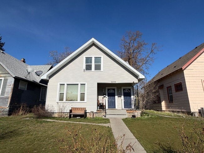 Building Photo - 2204 W College Ave