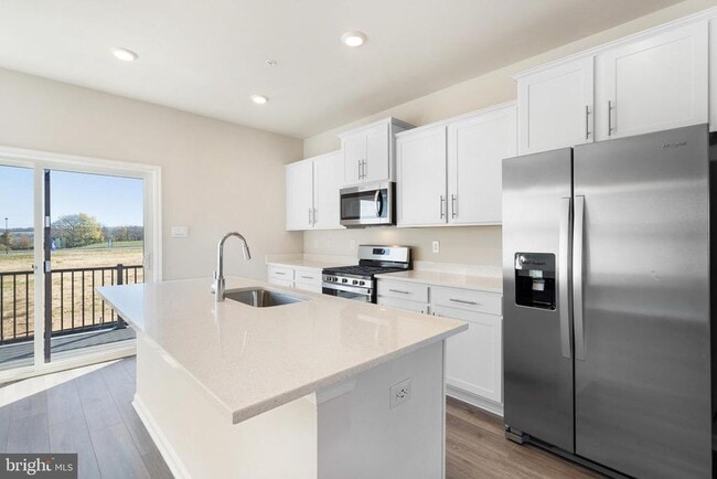 Building Photo - 760 Union St