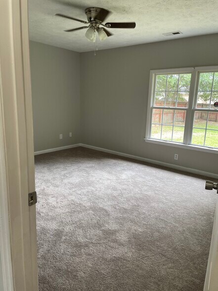 Master Bedroom - 5503 Heather St