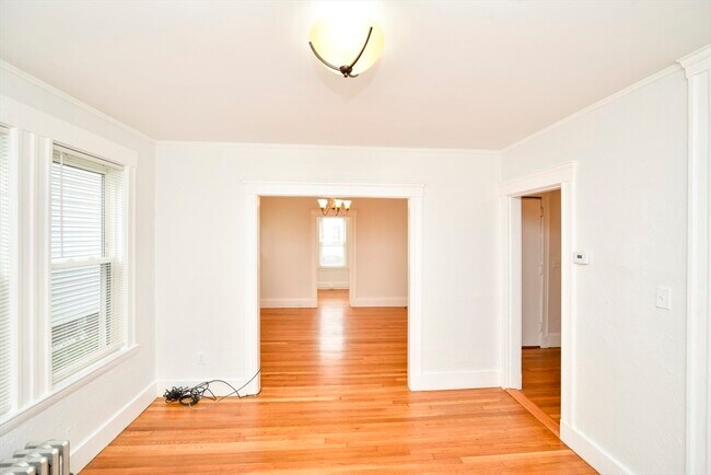 Building Photo - 21 Shafter St