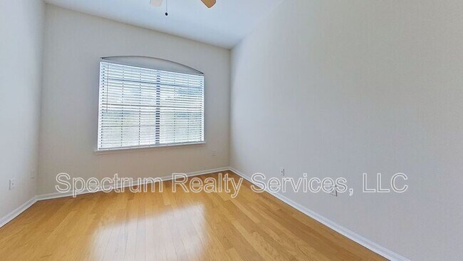 Building Photo - 4515 Serena Cir