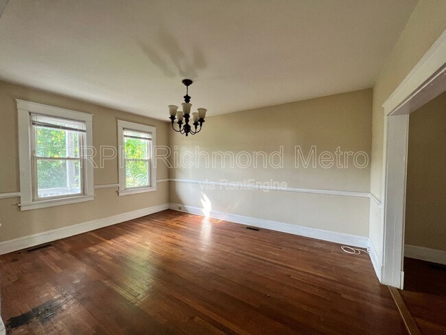 Building Photo - 615 N 37th St