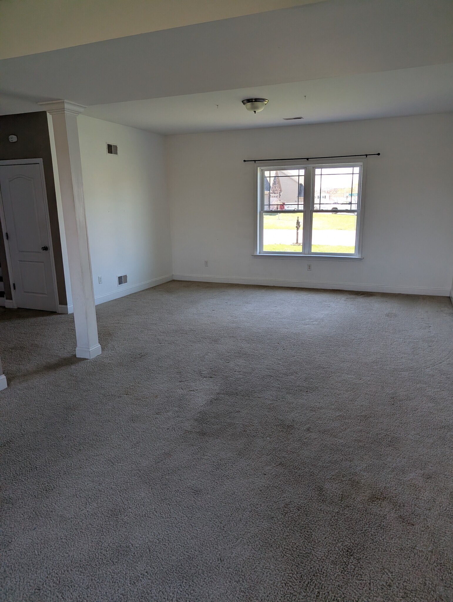 Building Photo - 17 Victoria Ct