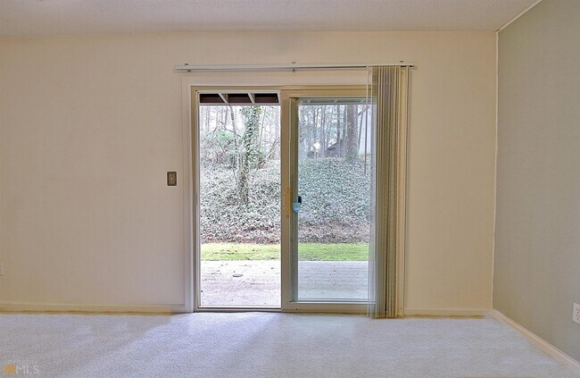 Building Photo - 72 Cobblestone Creek