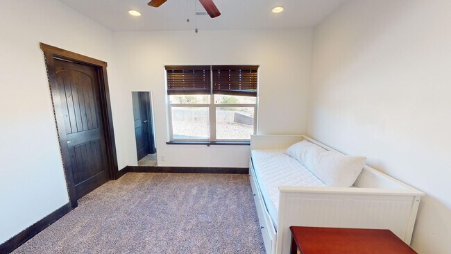 Building Photo - Partially Furnished Home