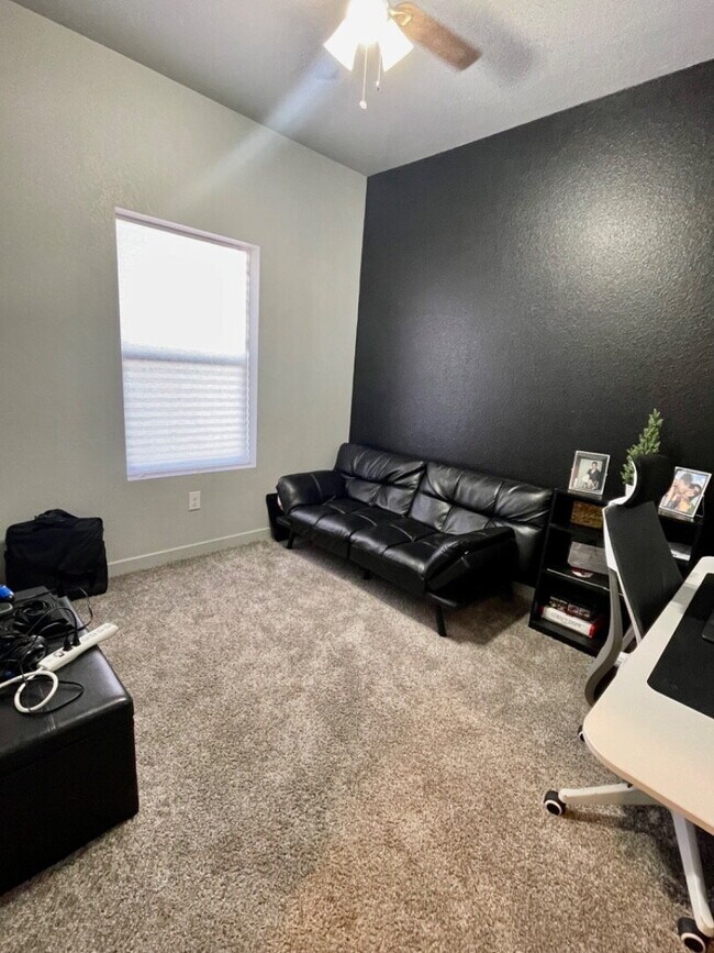 Building Photo - Stunning 3-Bed Ranch with 3-Car Garage & RV Parking in Pueblo West