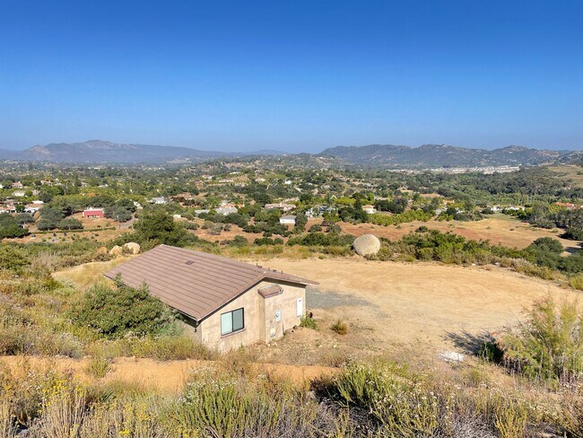 Primary Photo - 12478 Hillpoint Ct