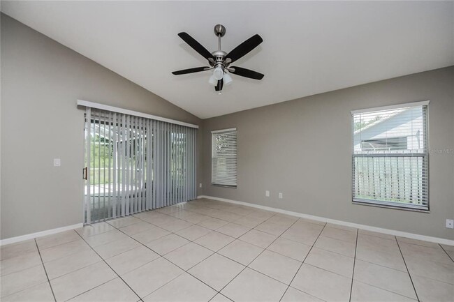 Building Photo - 1235 Whitewood Way