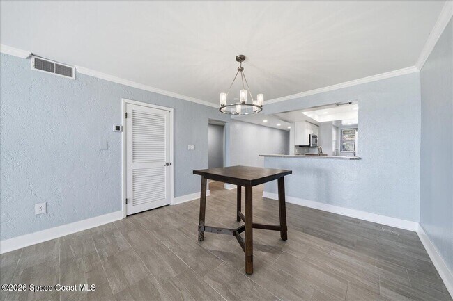 Building Photo - 1025 Rockledge Dr