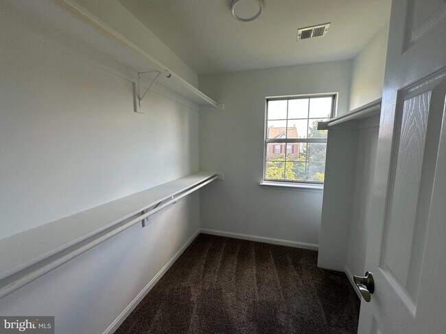 Building Photo - 13112 Quail Creek Ln