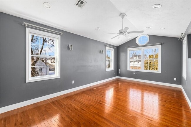 Building Photo - 227 Marshall Ave