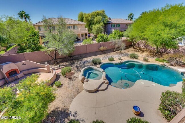 Building Photo - 1705 E Coconino Dr