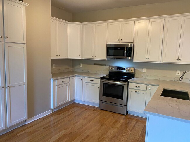 Building Photo - Quiet Cozy Northside Home for Rent