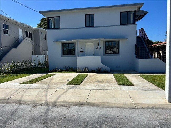 Primary Photo - 450 Beacom Blvd