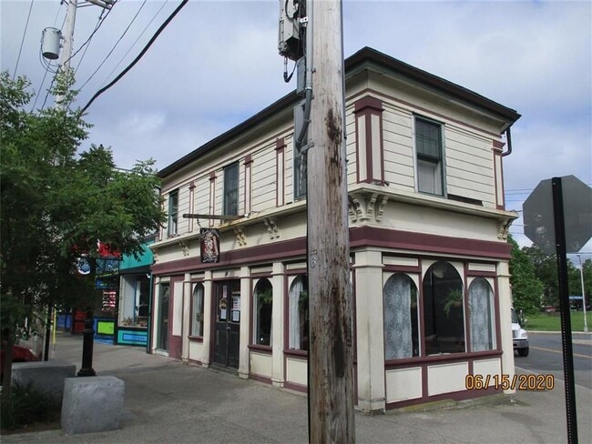 Building Photo - 42 Broadway