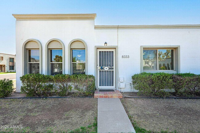 Building Photo - 8333 E Orange Blossom Ln