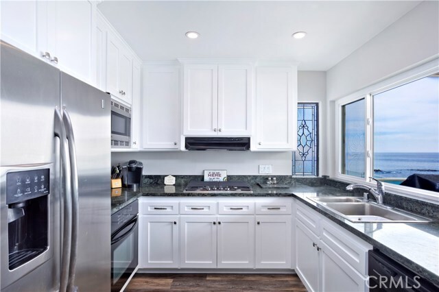 Building Photo - 1249 Ocean Front