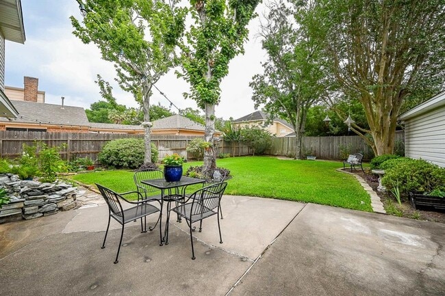 Building Photo - 11503 Briar Rose Dr