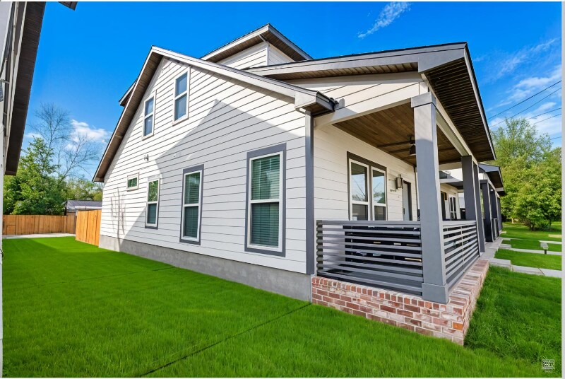 Building Photo - 1013 N K St