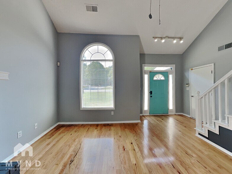 Building Photo - 1234 Crystal Springs Trail