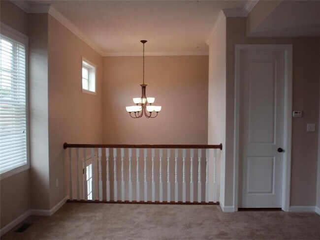 Building Photo - 290 Venango Trail