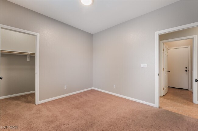Building Photo - 11901 Luna Del Mar Ln