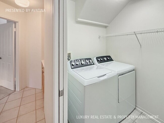 Building Photo - 91-823-823 Launahele St