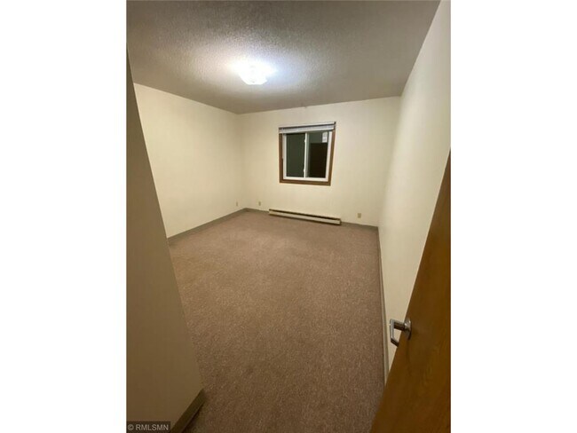 Building Photo - 219 E Clayton Ave