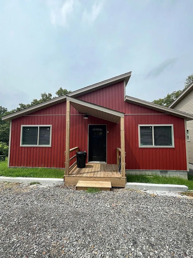 Building Photo - 7002 Old Tom Box Rd