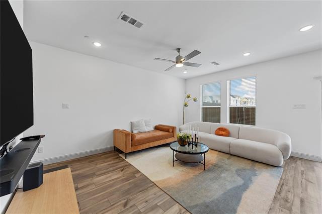 Building Photo - 1340 Hill Country Pl
