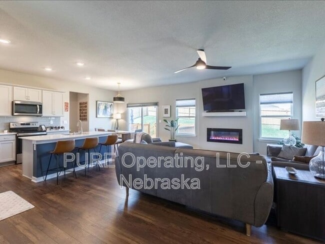 Building Photo - 6420 Kyla Dr