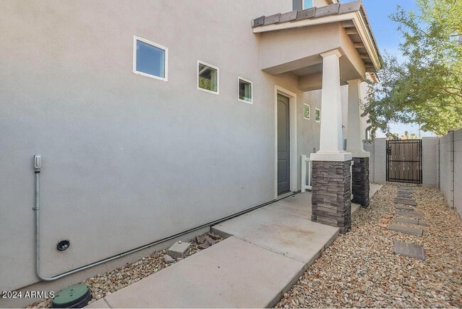 Building Photo - 1139 N Harold St