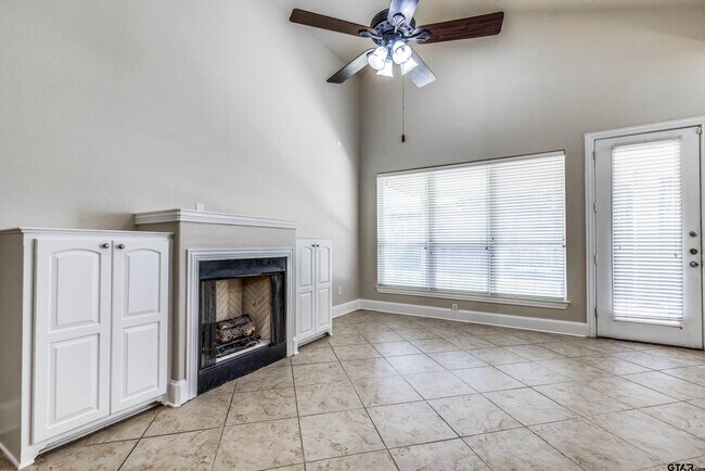 Building Photo - 12579 Kara Lynn Place