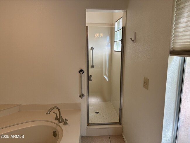 Building Photo - 7891 E Desert Cove Ave