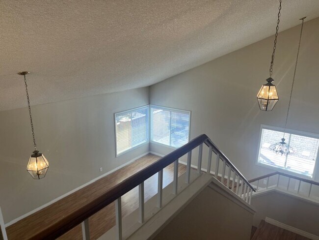 Building Photo - 4 bedroom Home in the heart of Temecula