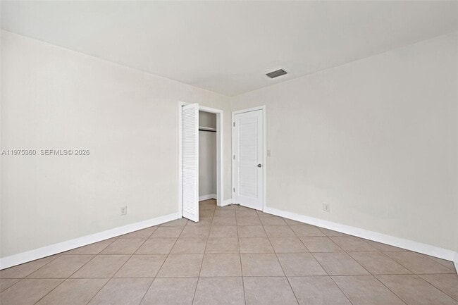 Building Photo - 380 NW 47th Ct