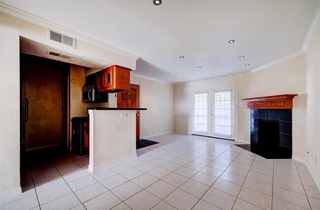 Building Photo - 6001 Reims Rd